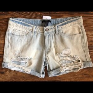 NWT distressed shorts